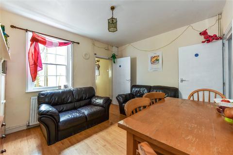 3 bedroom terraced house for sale, Washington Street, Chichester, West Sussex, PO19