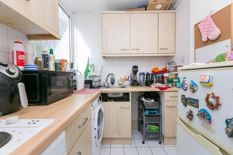 Studio for sale, Hilltop House, Hornsey Lane, N6