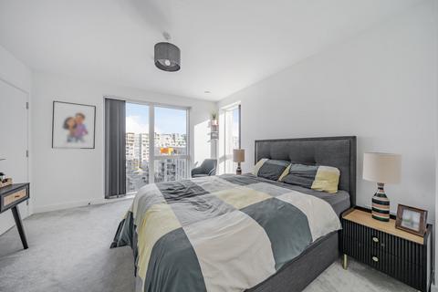 3 bedroom apartment for sale, Warman Walk, London