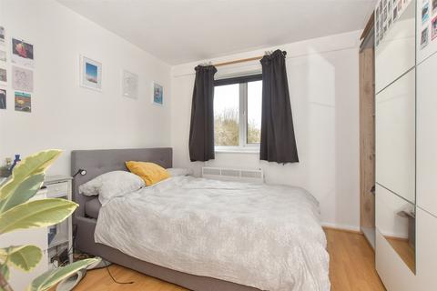 1 bedroom flat for sale, Jade Close, London