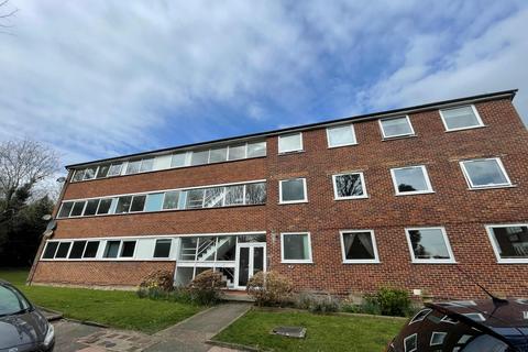 2 bedroom apartment to rent, Woodcroft Drive, Eastbourne BN21