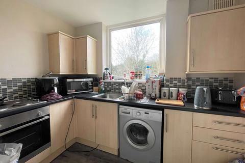 2 bedroom apartment to rent, Woodcroft Drive, Eastbourne BN21