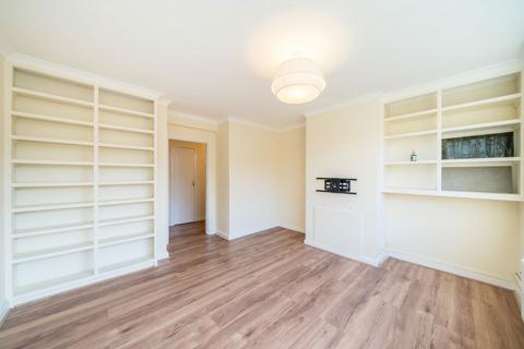 2 bedroom flat for sale, Himley Road, London SW17