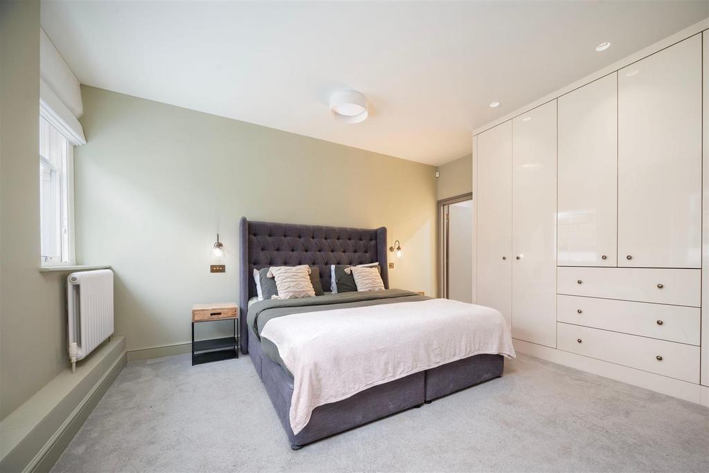 Principal bedroom 2 - OHP.jpeg