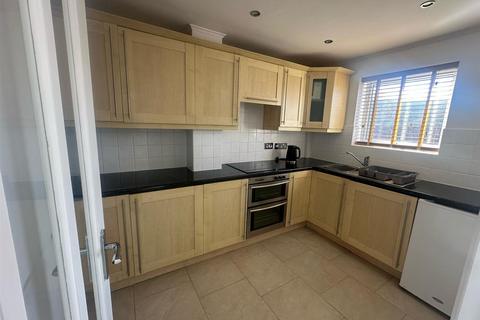 3 bedroom semi-detached house for sale, Langstons, Trimley St. Mary