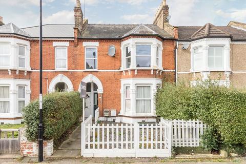 2 bedroom flat to rent, Birkhall Road, London SE6