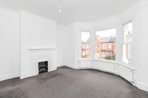 2 bedroom flat to rent, Birkhall Road, London SE6