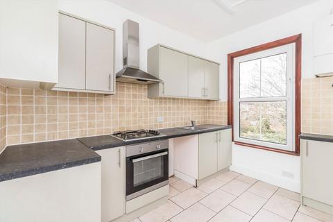 2 bedroom flat to rent, Birkhall Road, London SE6