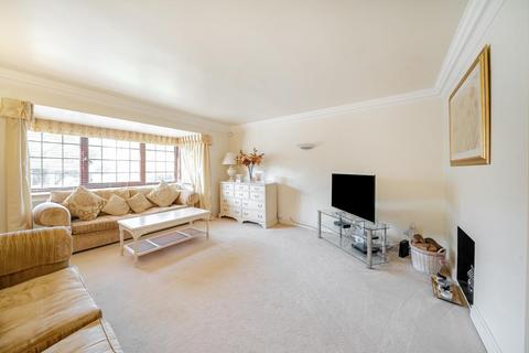 4 bedroom end of terrace house for sale, Bromley Grove, Bromley