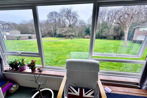26 Rowans Park, Lymington, SO41 9GD