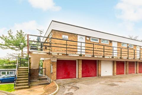 67 Priory Crescent, London, SE19 3ED
