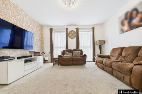 4 bedroom terraced house for sale, Studio Way, Borehamwood WD6