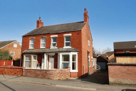 4 bedroom semi-detached house for sale, Vounog Hill, Penyffordd, CH4