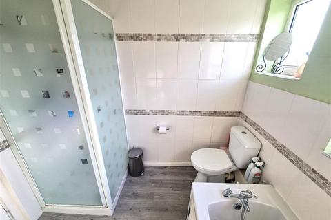14 Britannia Close, Stanningley, Pudsey, LS28 6NS