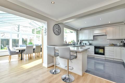 5 bedroom detached house for sale, Oakview, Hyde Heath, Amersham, Buckinghamshire, HP6