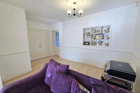 3 bedroom terraced house for sale, Oakleigh Road, Uxbridge, UB10