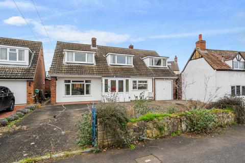 3 bedroom chalet for sale, Campton Road, Shefford, SG17