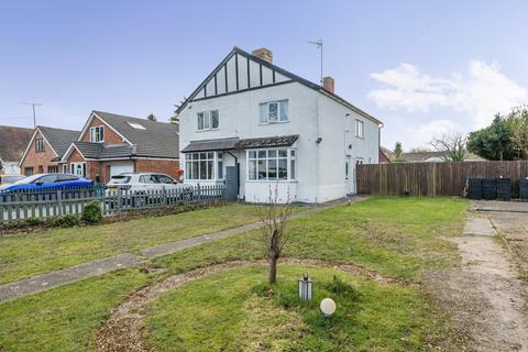 3 bedroom semi-detached house for sale, Denmark Avenue, Woodley, Reading