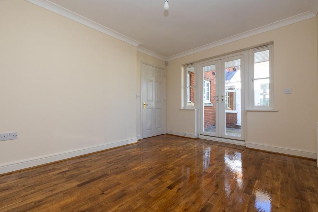 Family Room.jpg