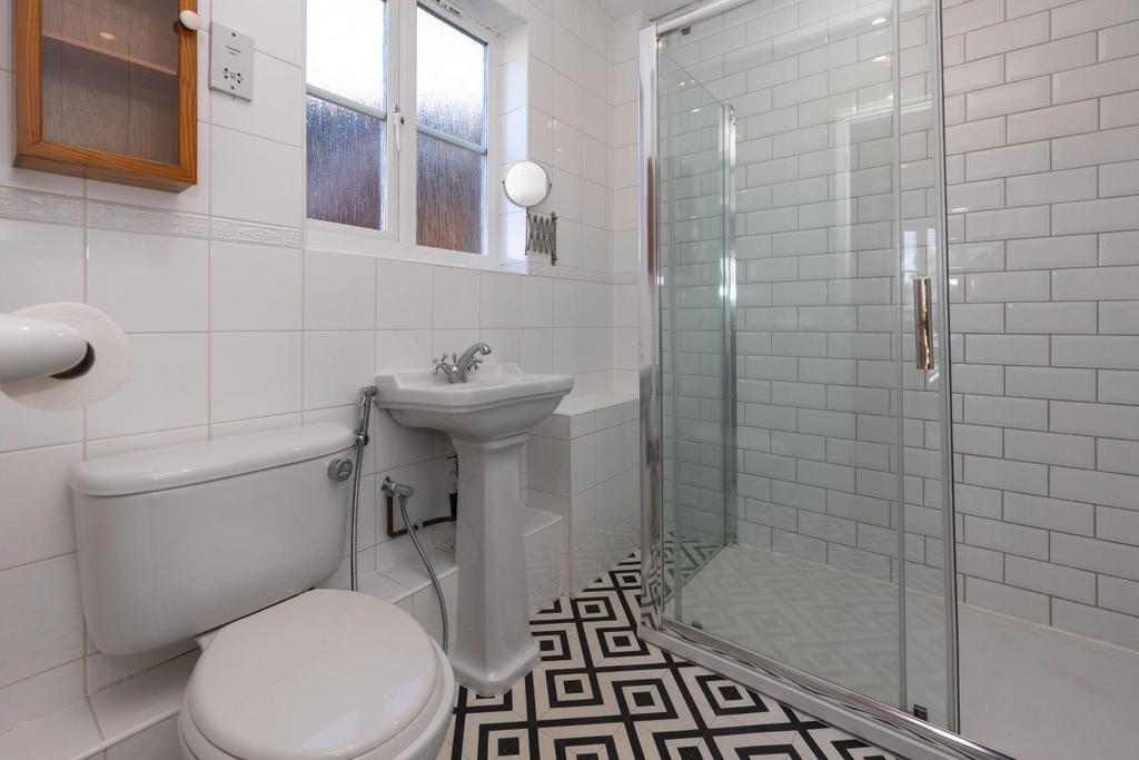 En Suite.jpg