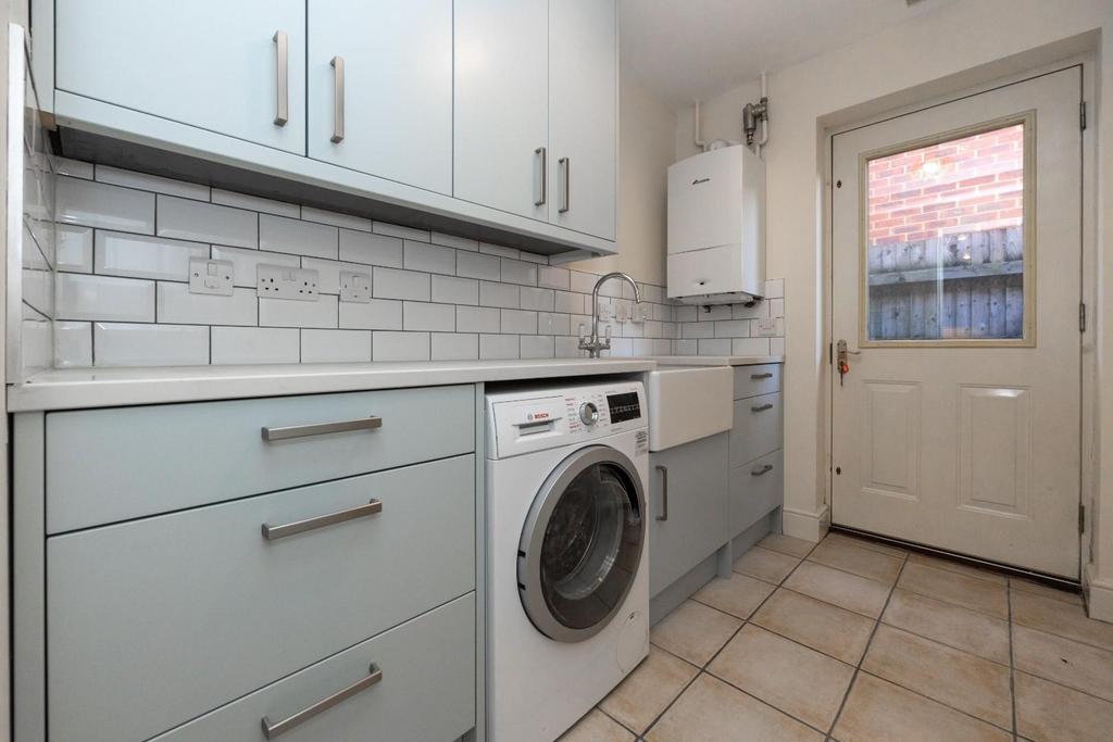 Utility Room.jpg