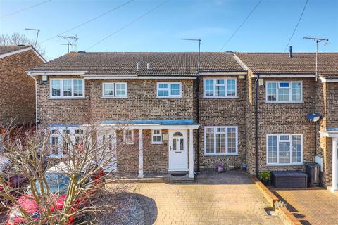 3 bedroom terraced house for sale, Grovedale Close, Cheshunt