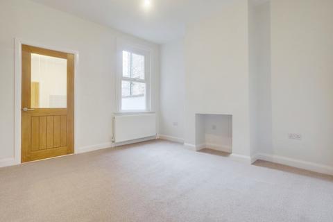 3 bedroom terraced house for sale, Wallis Avenue, Southend-on-Sea, SS2