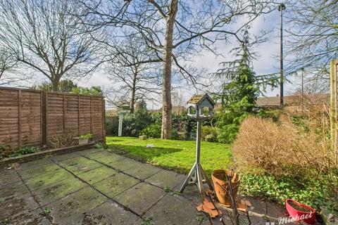 4 Chadbone Close, Aylesbury, HP20 2PS