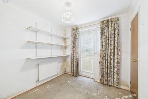 4 Chadbone Close, Aylesbury, HP20 2PS