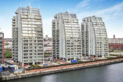 1 bedroom apartment to rent, The Quays, Salford, Manchester M50