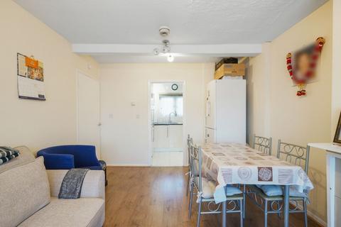 1 bedroom flat for sale, Eastcote Lane, Harrow HA2