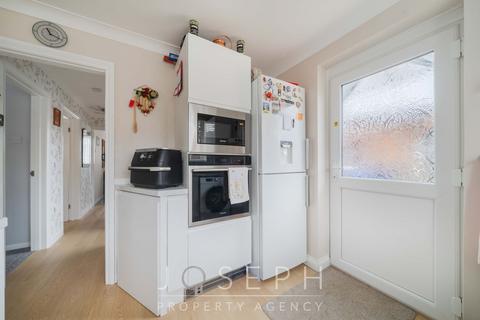 31 Ballater Close, Ipswich, IP1 6LL