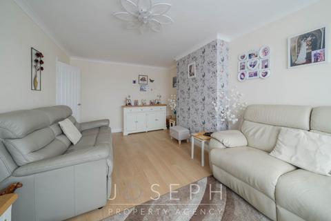 31 Ballater Close, Ipswich, IP1 6LL