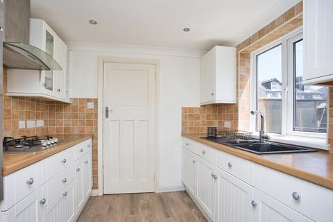 3 bedroom semi-detached house for sale, Golf Road, Deal, CT14