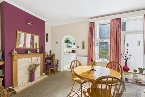 2 bedroom terraced house for sale, Harold Road, Hastings