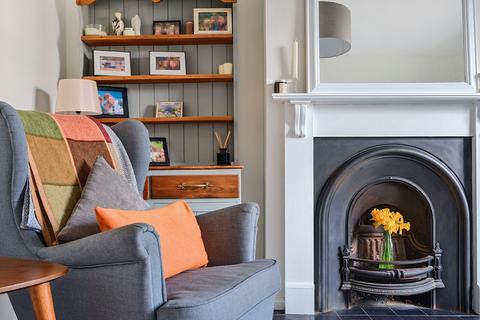 58 Ludlow Road, Guildford, GU2 7NW
