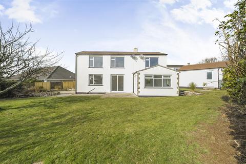 4 bedroom detached house for sale, Miners Way, Liskeard PL14