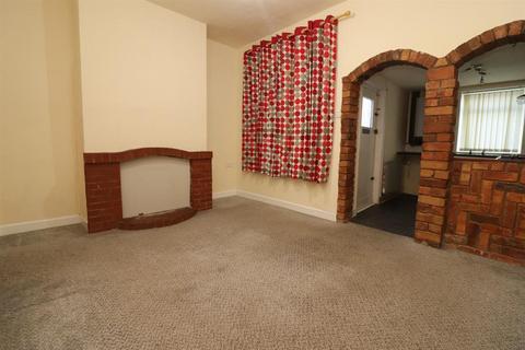 3 bedroom terraced house to rent, Portland Street, Darwen, BB3 2JJ