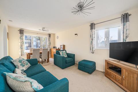 1 bedroom apartment for sale, Cotswold Way, Worcester Park KT4