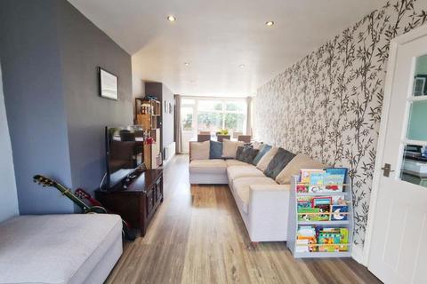 74 Scott Road, Droylsden, Manchester, M43 7UX