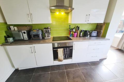74 Scott Road, Droylsden, Manchester, M43 7UX