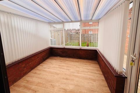 2 bedroom semi-detached bungalow to rent, Orchid Close, Yaxley, PE7