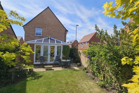 3 bedroom detached house for sale, Cowdell Grove, Bingham