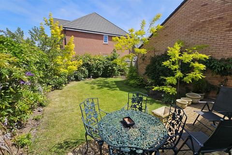 3 bedroom detached house for sale, Cowdell Grove, Bingham