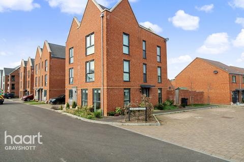 undefined, North Parade, Bordon