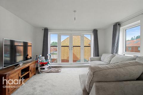 North Parade, Bordon