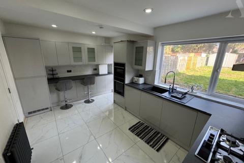 18 Galloway Avenue, Birmingham, B34 6JH