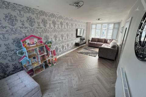 18 Galloway Avenue, Birmingham, B34 6JH
