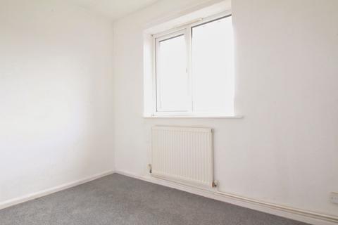 2 bedroom flat to rent, Thicket Drive, Maltby, Rotherham