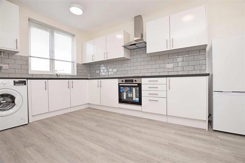 4 bedroom apartment to rent, Staines Road West, Sunbury-On-Thames